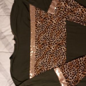 Sunshine and Rodeos Top